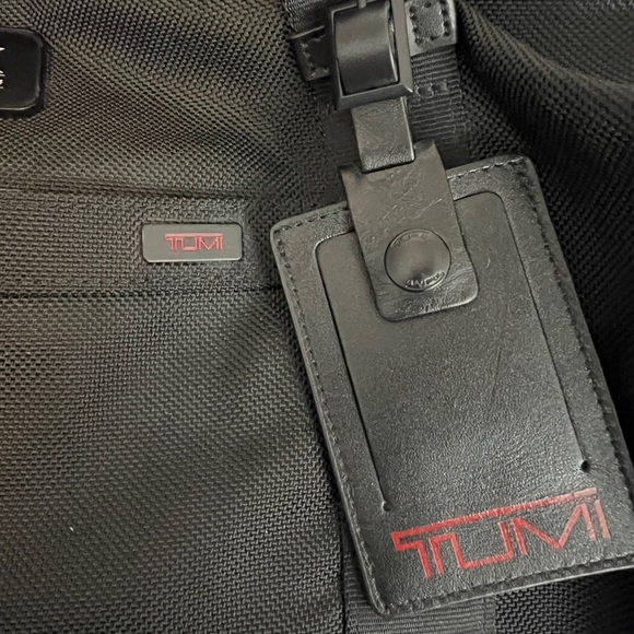 Tumi Alpha Corporate Weekender Travel Duffle Duffel Bag Nylon Black - Picture 14 of 15